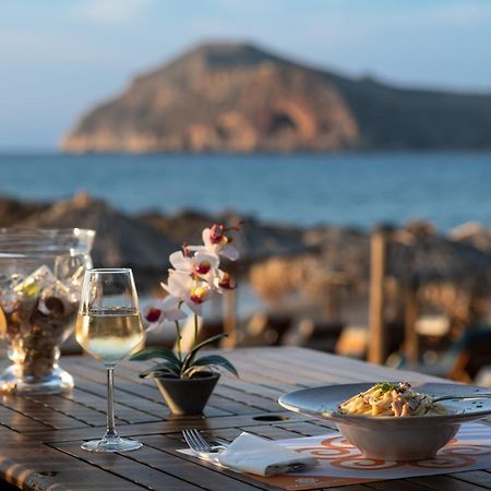 Margarita Beach Hotel Agia Marina 외부 사진