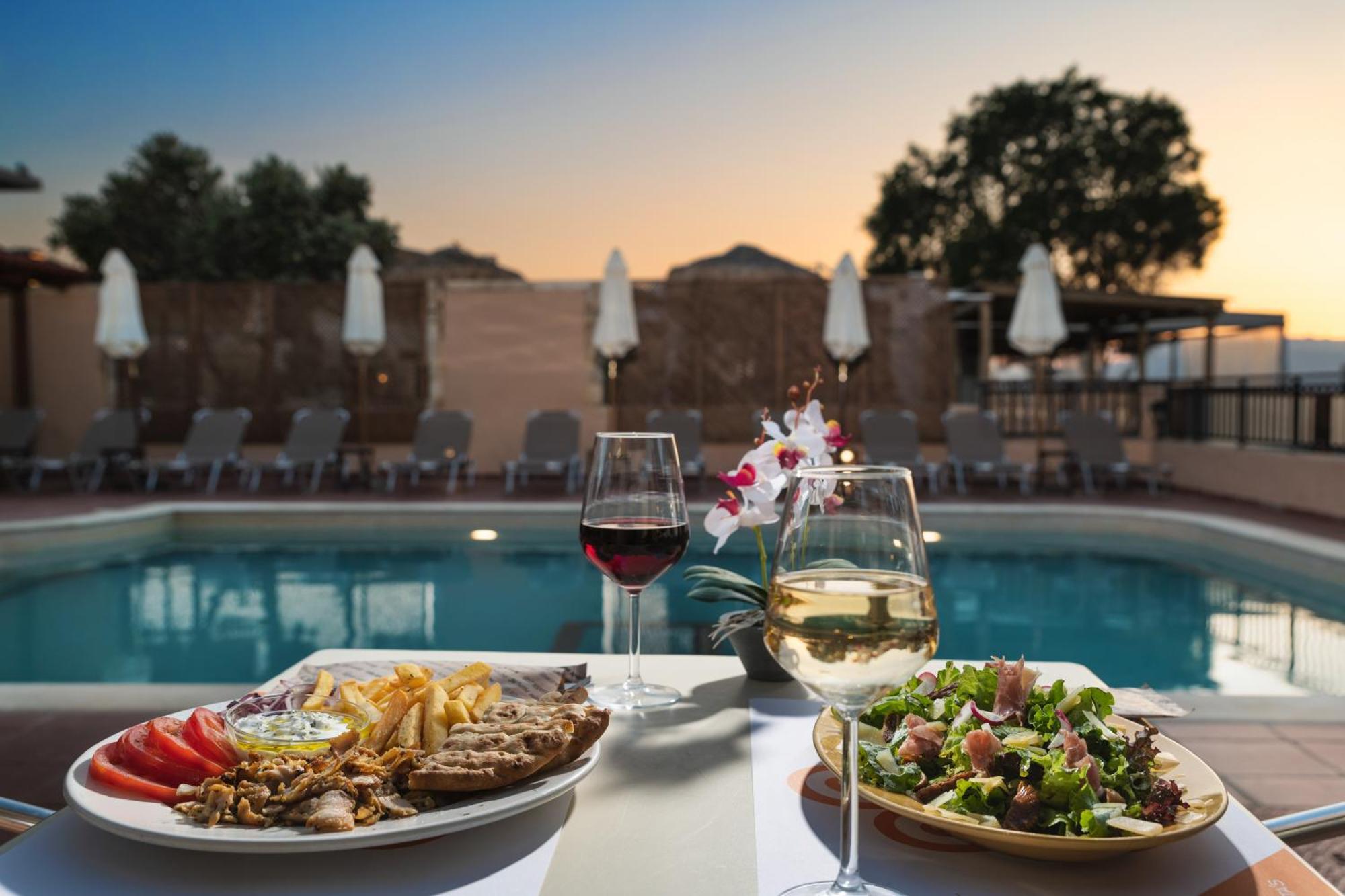 Margarita Beach Hotel Agia Marina 외부 사진
