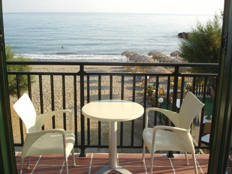 Margarita Beach Hotel Agia Marina 객실 사진